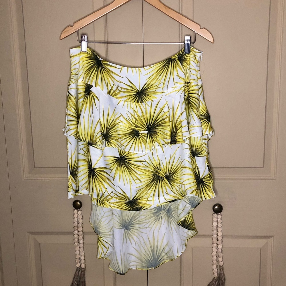 Juniors 16 high/ low tropical skirt